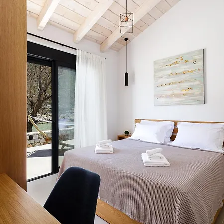 Villa Amina - On The Living By Etouri *